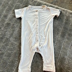 Super soft, great condition!